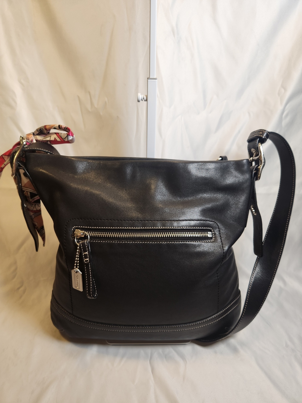 Coach Soho Vintage Legacy Slim Duffle Bag - Picture 2 of 8